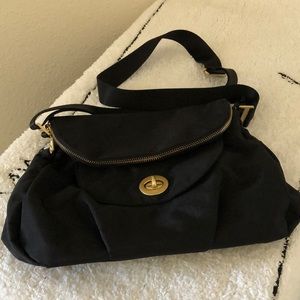 Black baggallini crossbody purse